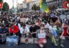 LIVE: Kyiv Residents Protest Wartime Election Push by Ousted Defense Minister | DWS News | AC14